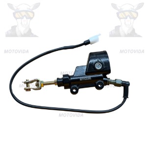 bomba de freno trasero XM200Z LR